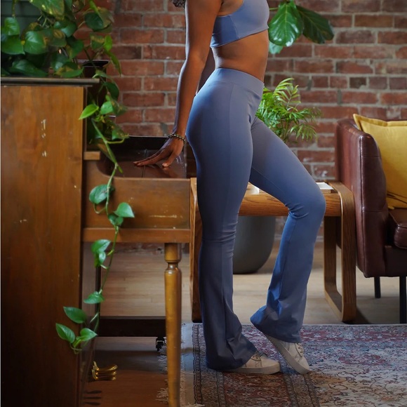 Monhnny Flare Pants - Picture 3 of 3